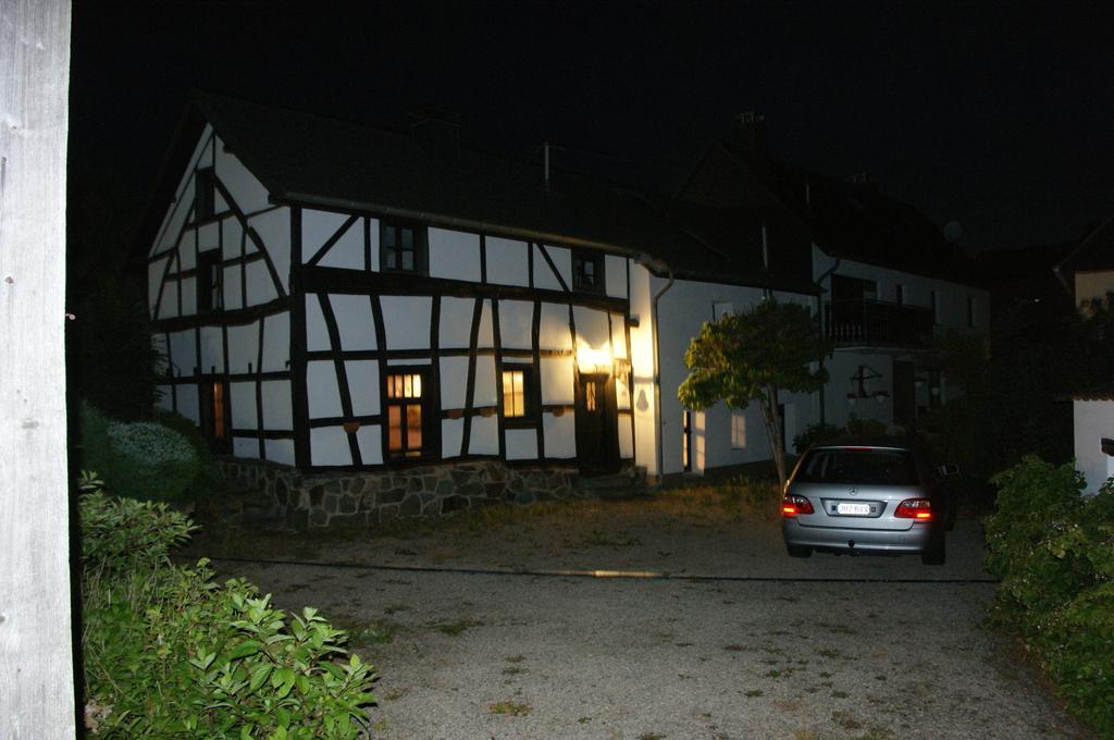 Authentiek Eifelhuis Hecken الغرفة الصورة
